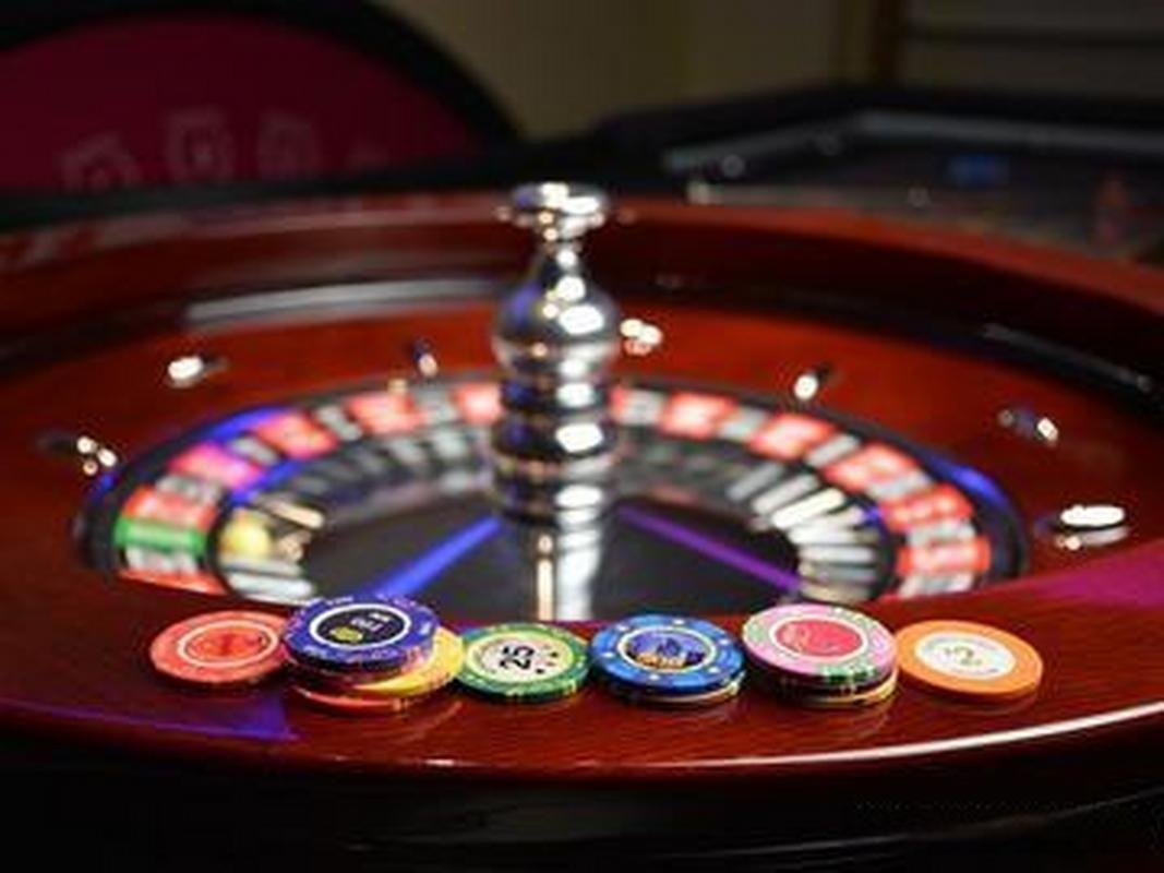 Antarmuka pasar 1X2 di platform indobit88 menampilkan pertandingan Liga 1 dan opsi pembayaran DANA